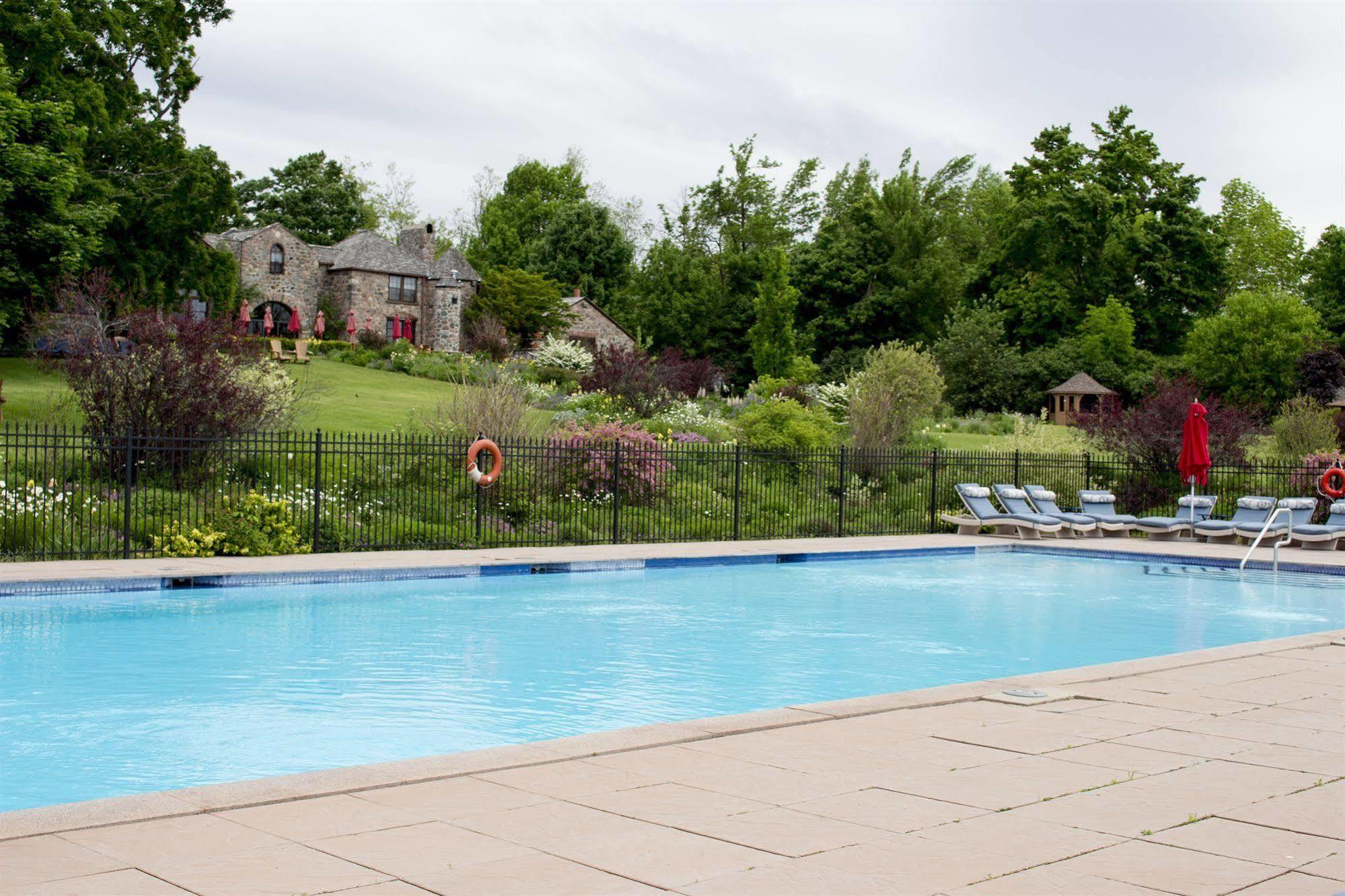 Ste. Anne'S Spa Grafton Luaran gambar